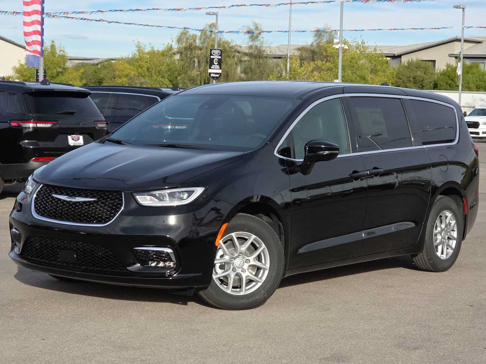 New 2026 Chrysler Pacifica Select FWD image 31