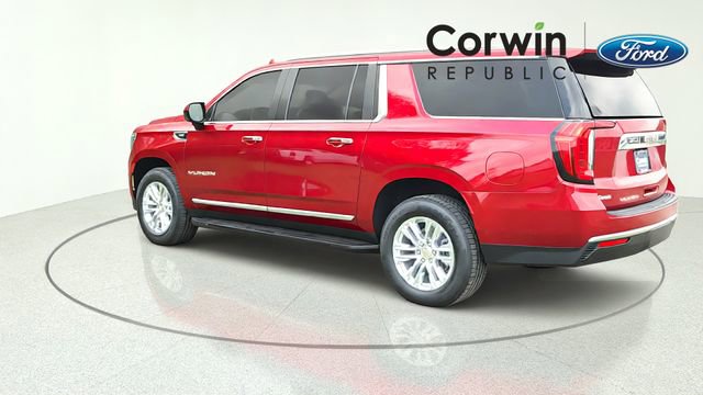 Used 2023 GMC Yukon XL SLT AWD/4WD image 6