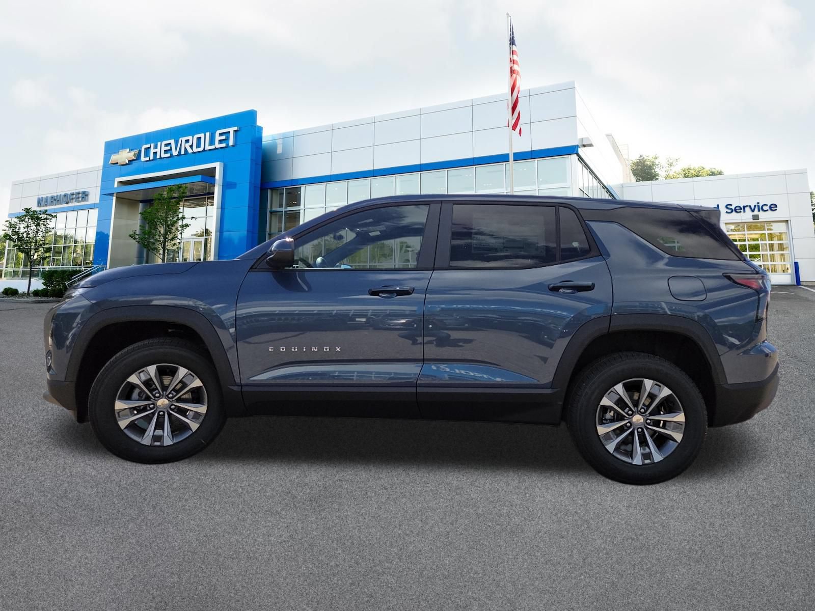 New 2027 Chevrolet Equinox LT w/ Convenience Package II FWD image 18