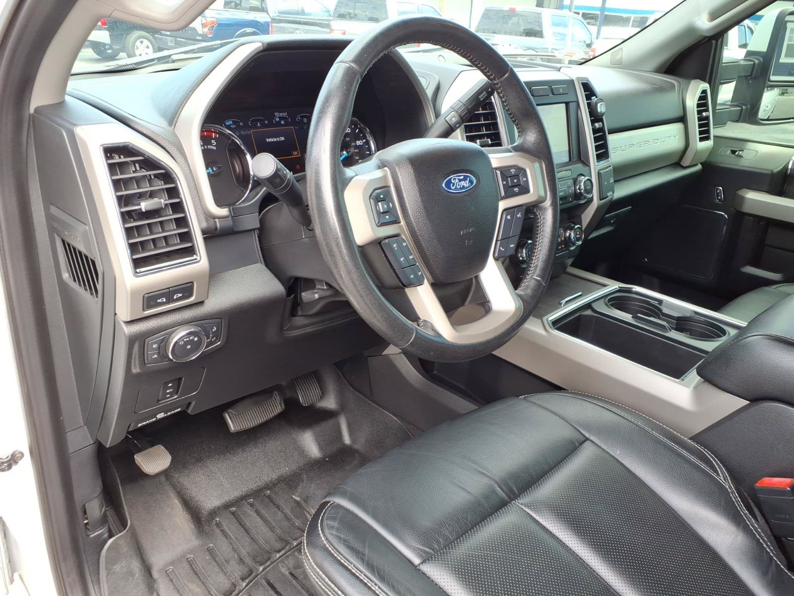 Used 2020 Ford F350 Lariat w/ Snow Plow Prep Package AWD/4WD image 19