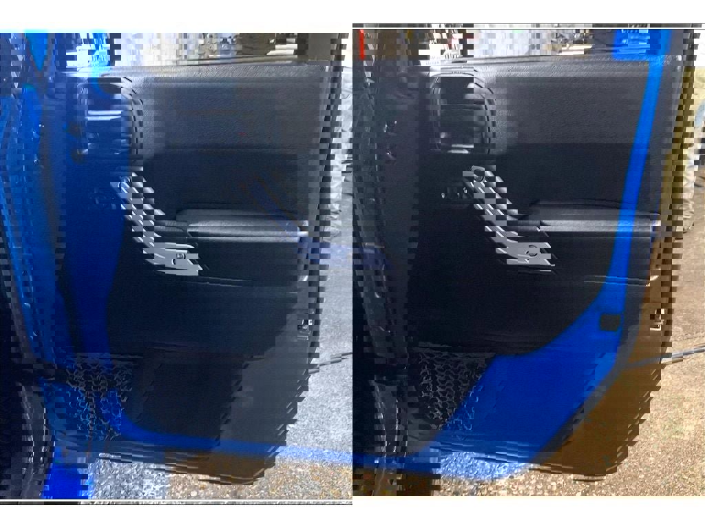 Used 2016 Jeep Wrangler Unlimited Sahara w/ Connectivity Group image 24