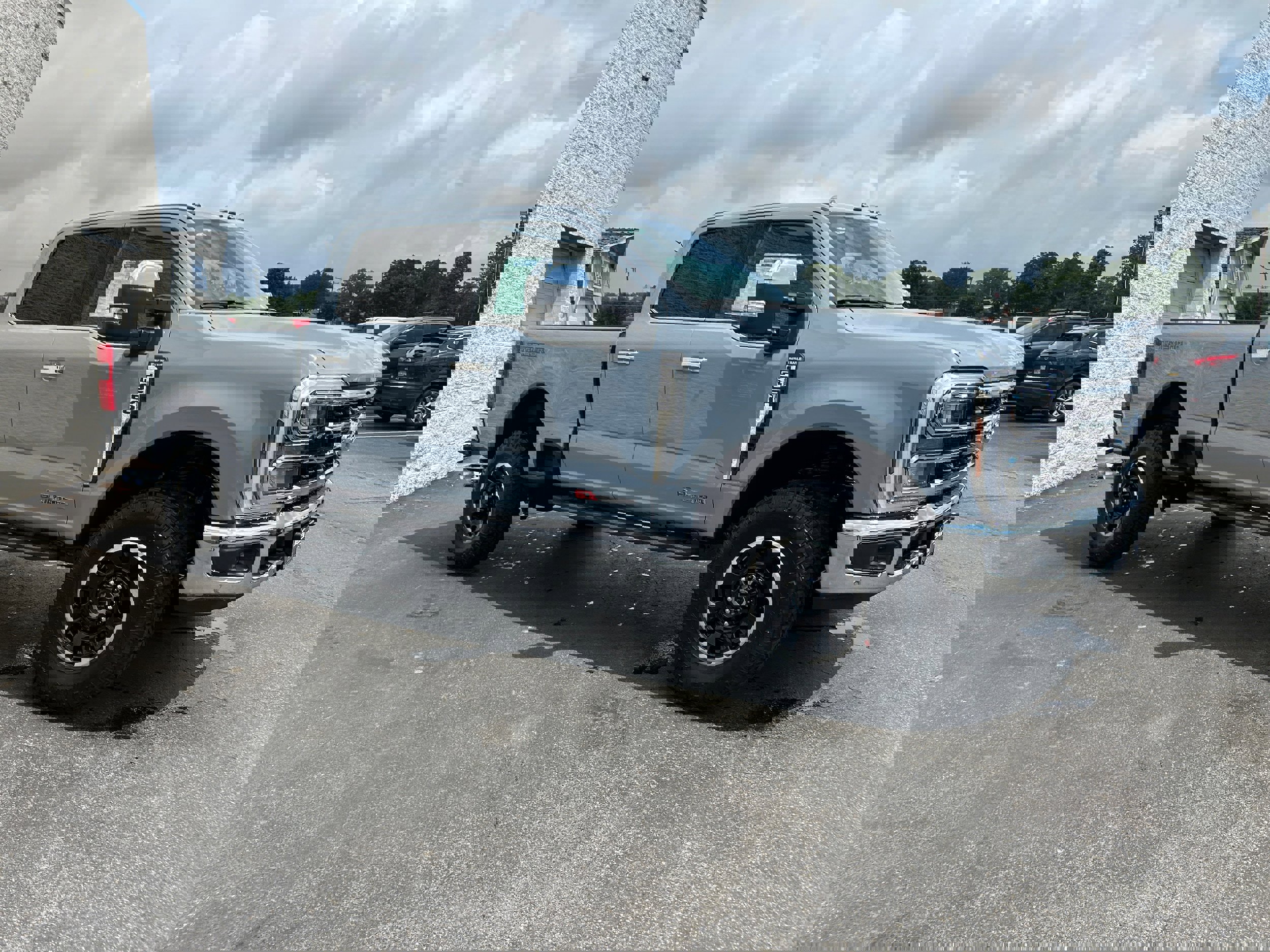 New 2025 Ford F250 King Ranch w/ Tremor Off-Road Package image 16