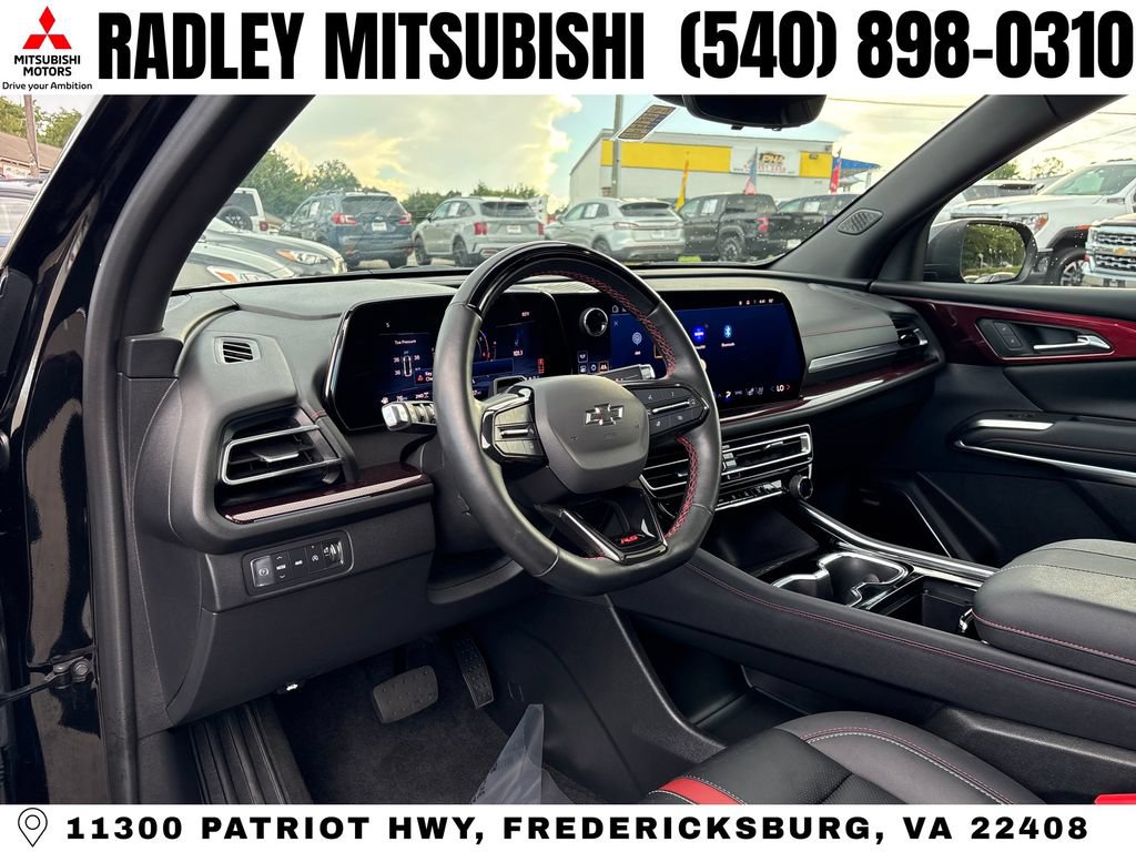 Used 2024 Chevrolet Traverse RS AWD/4WD image 4