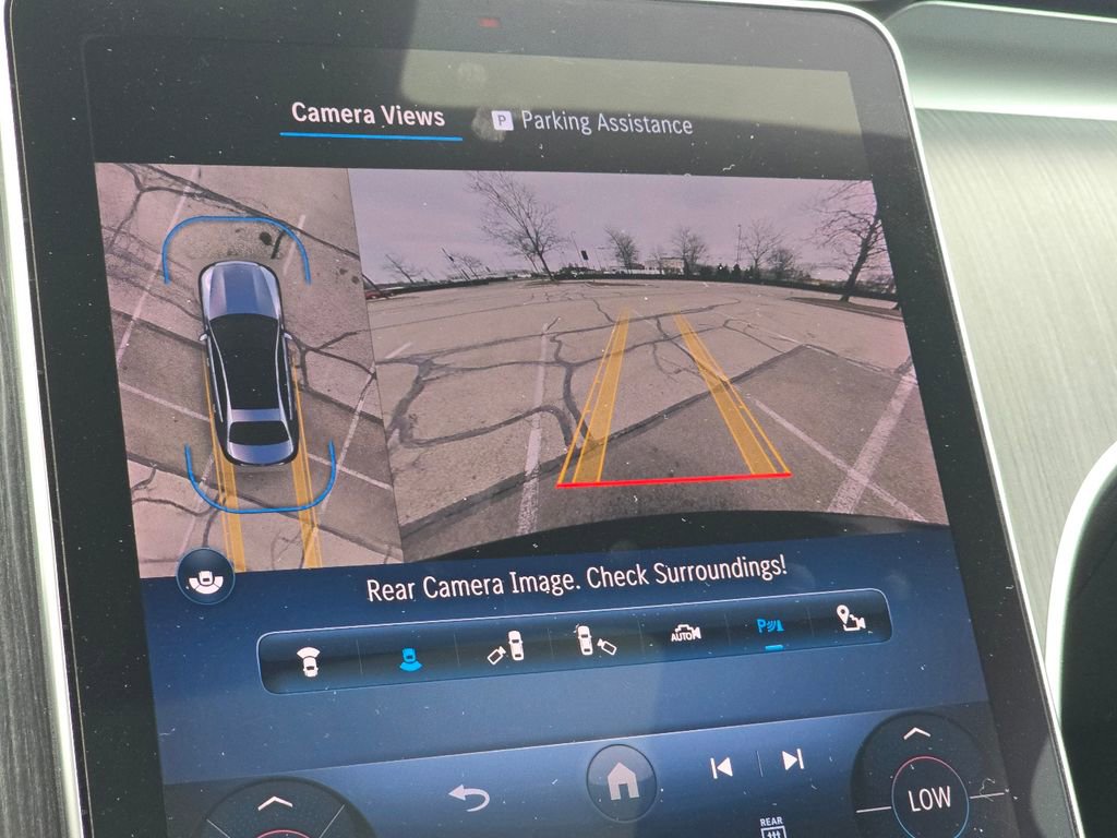 Certified 2023 Mercedes-Benz C 300 4MATIC Sedan image 31