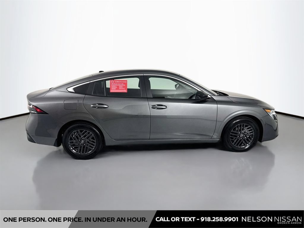 Certified 2026 Nissan Sentra SV w/ SV Convenience Package FWD image 4