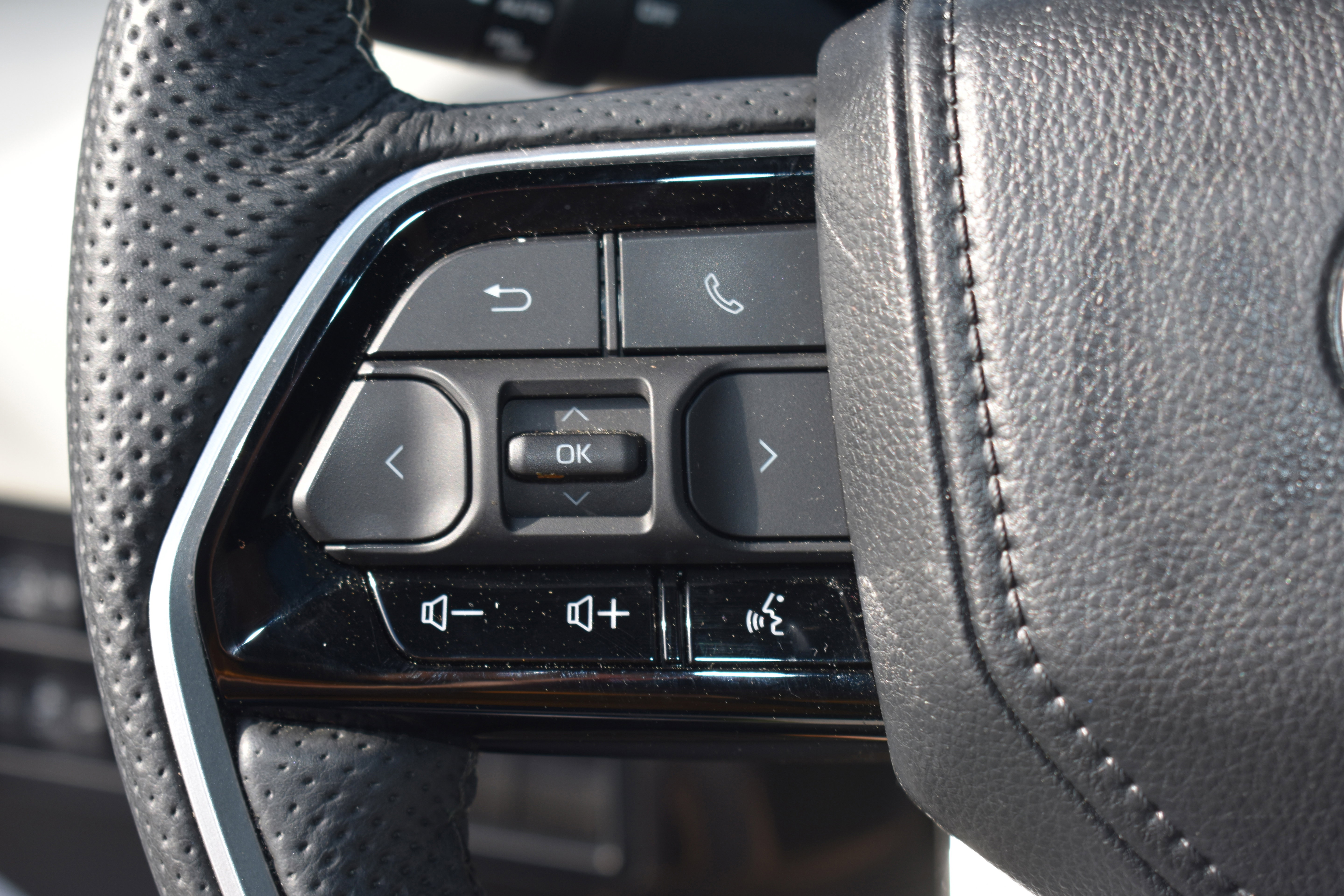 Used 2024 Toyota Sequoia Capstone image 15