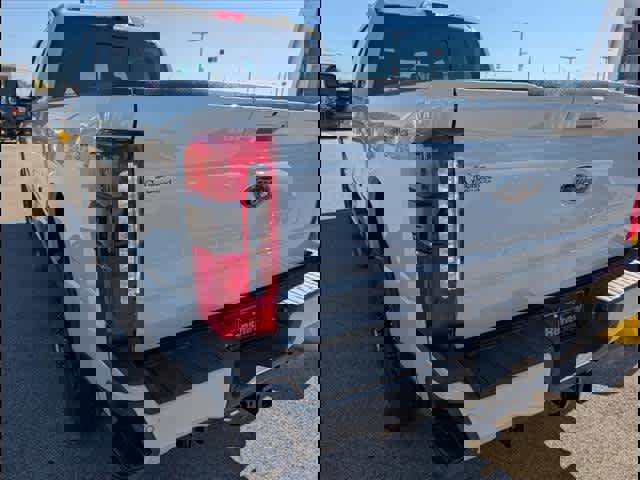 New 2026 Ford F250 Lariat image 21