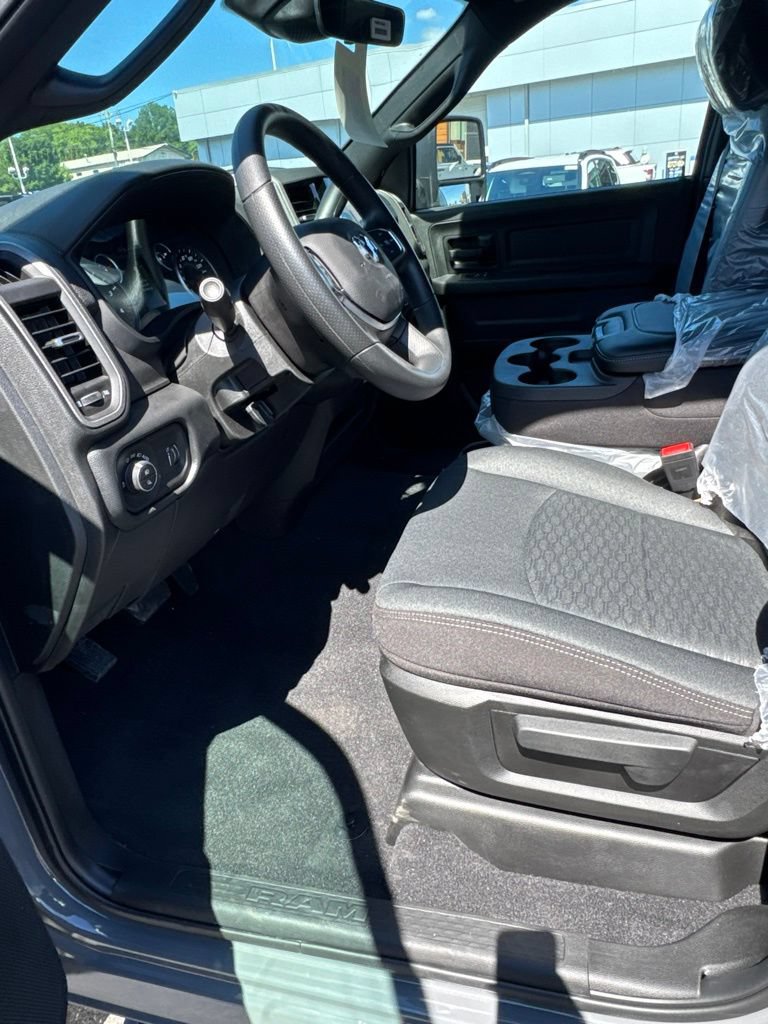 New 2026 RAM 2500 Tradesman AWD/4WD image 9