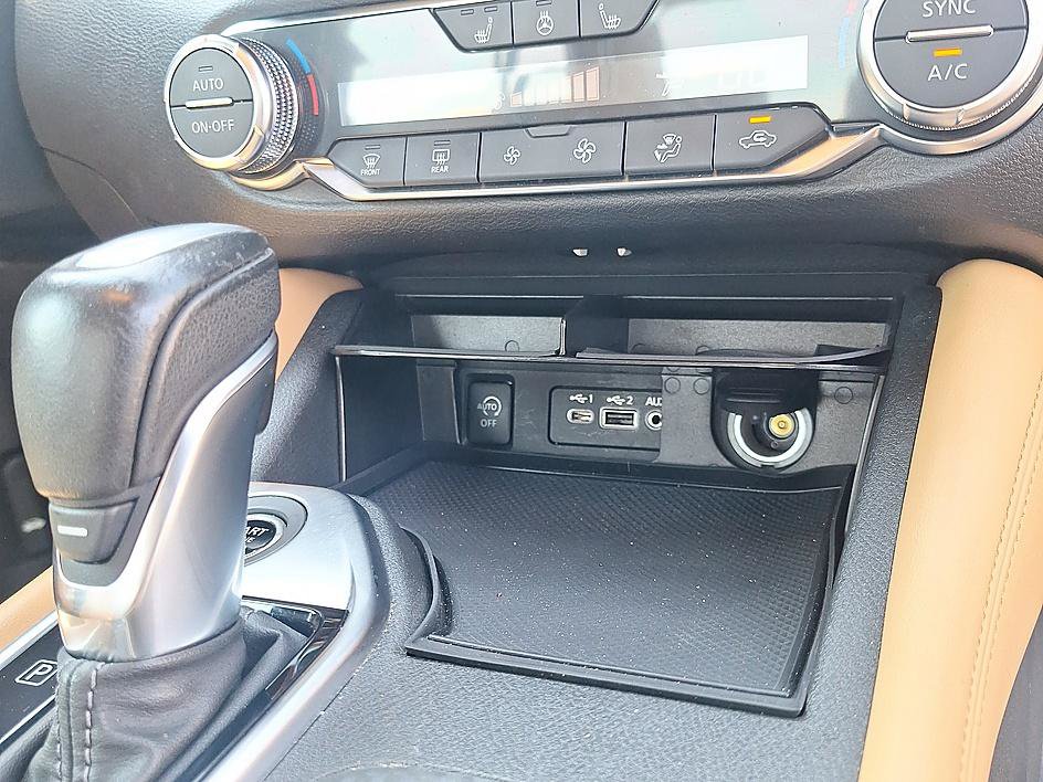 Used 2024 Nissan Sentra SV w/ SV Premium Package FWD image 27
