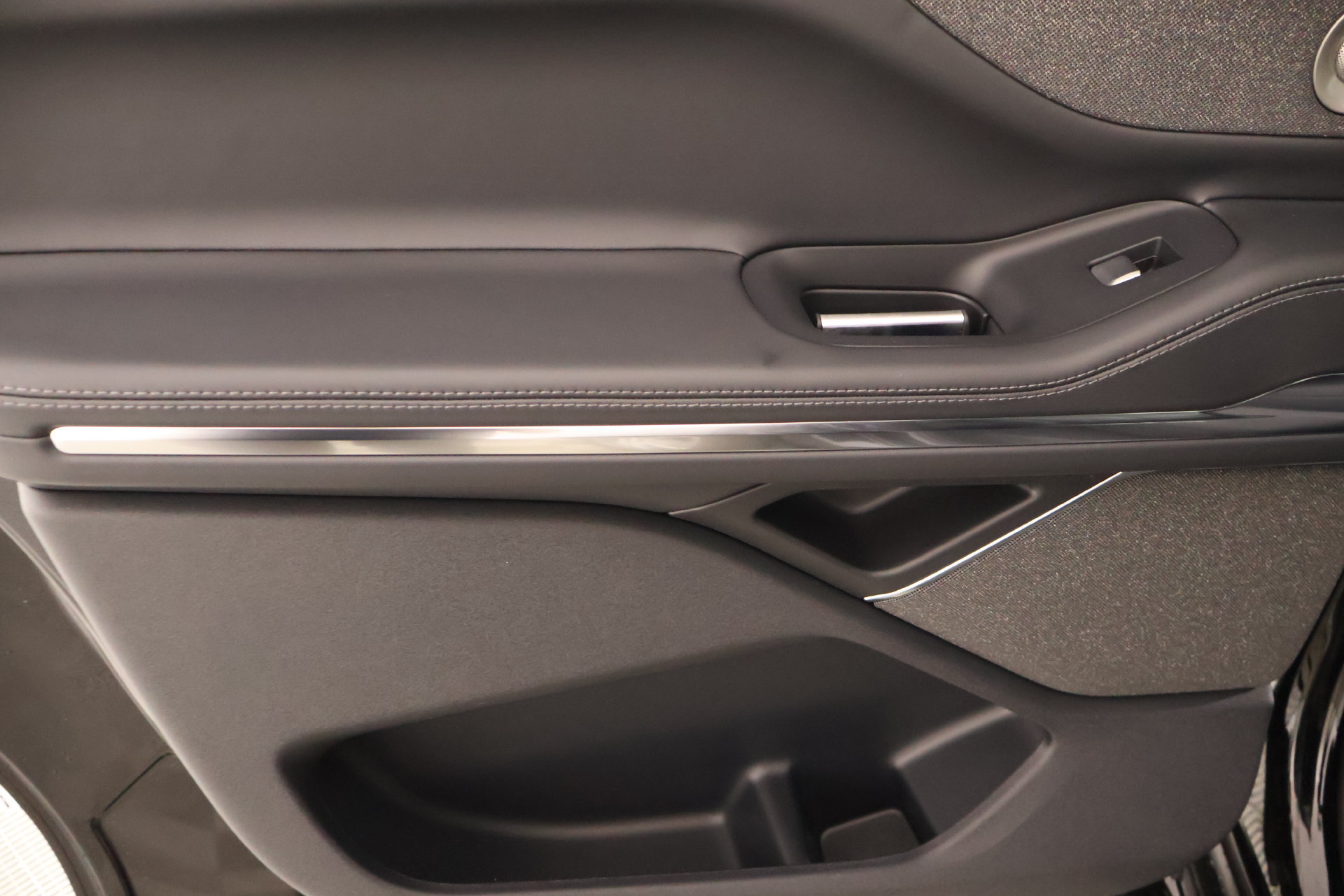New 2027 Lincoln Navigator L Reserve AWD/4WD image 18