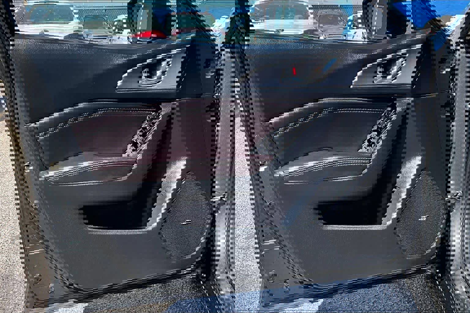 Used 2018 MAZDA MAZDA3 Grand Touring w/ Premium Equipment Package image 22