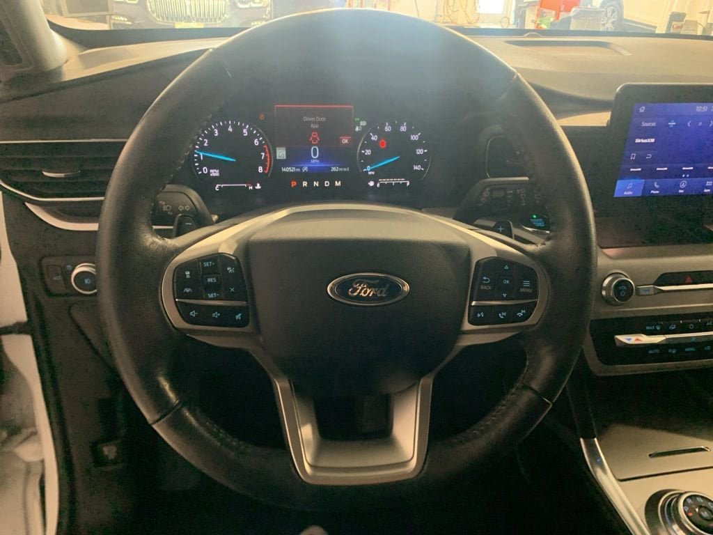 Used 2020 Ford Explorer XLT w/ Equipment Group 202A image 16