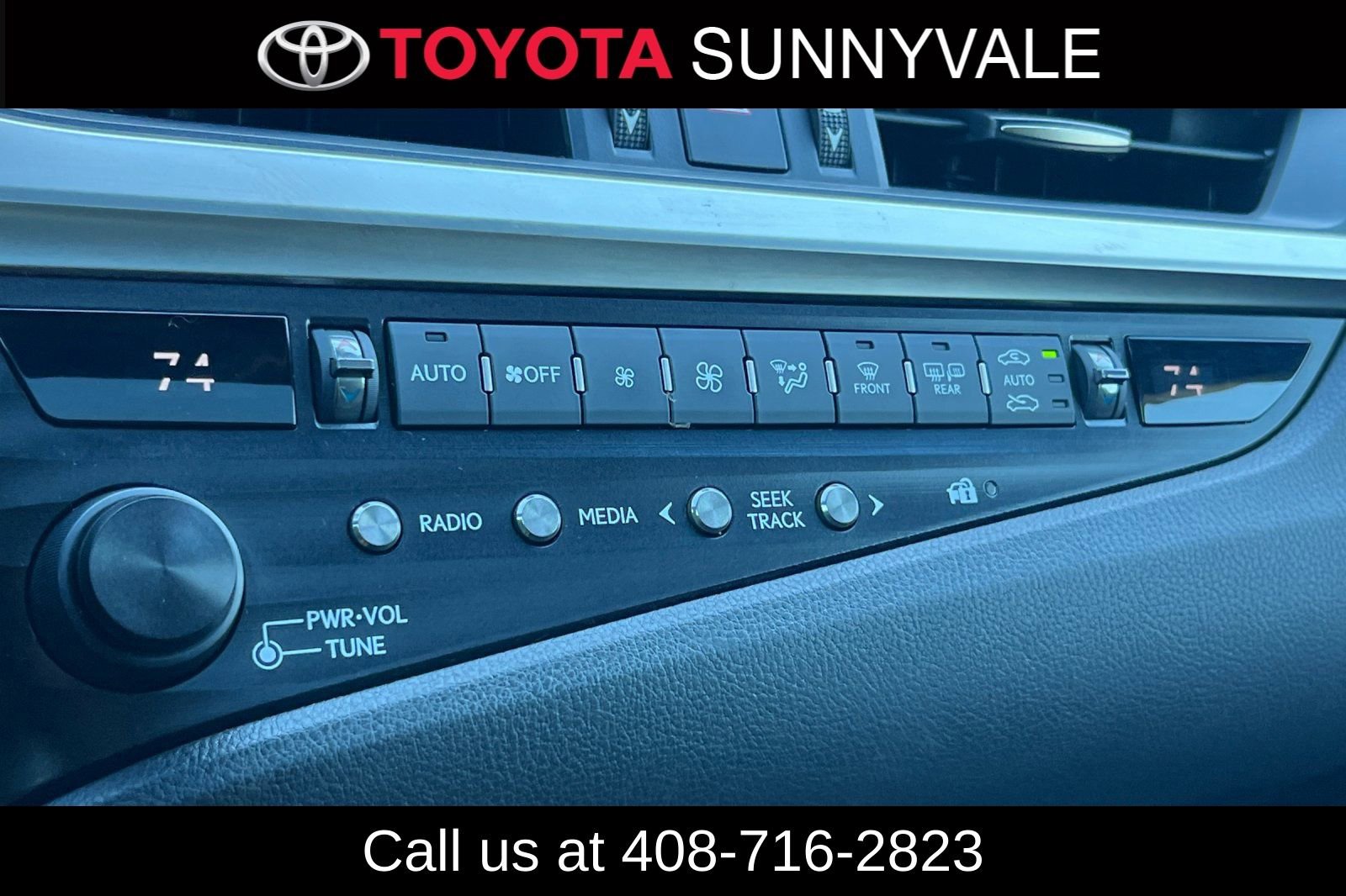 Used 2019 Lexus ES 300h w/ Premium Package image 24