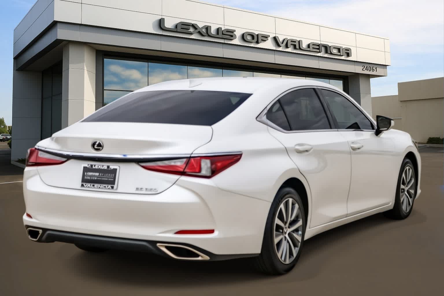 Certified 2021 Lexus ES 350 w/ Accessory Package 2 FWD image 4