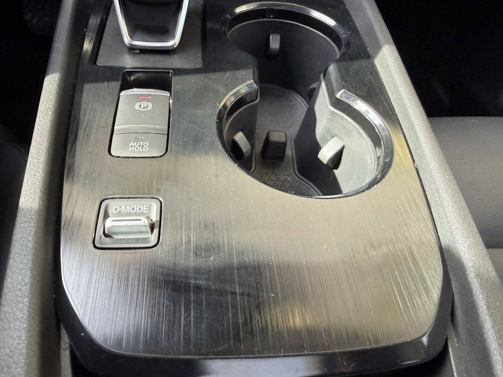 Used 2023 Nissan Rogue SV w/ SV Premium B Package image 25