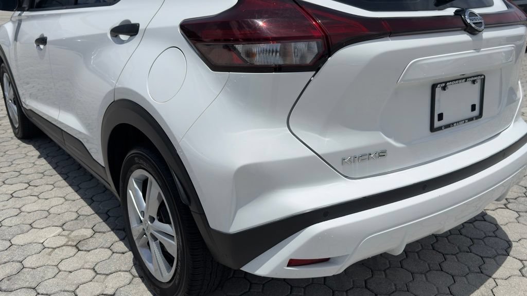 Used 2021 Nissan Kicks S FWD image 15