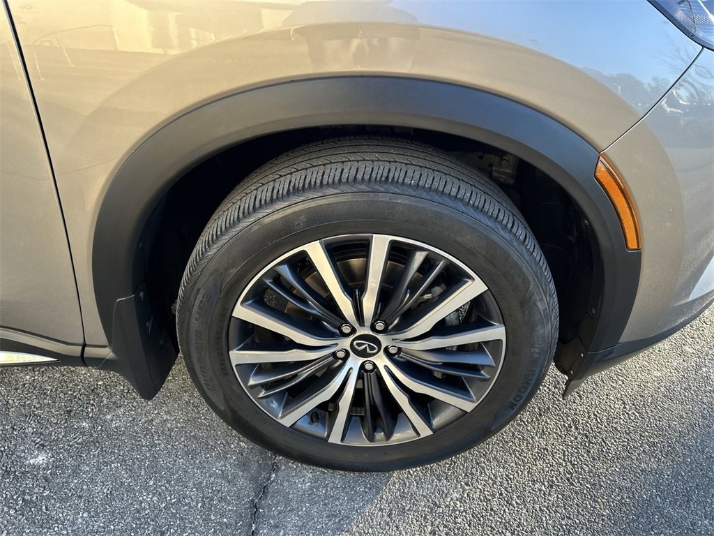 Certified 2024 INFINITI QX60 Sensory w/ Vision Package image 13