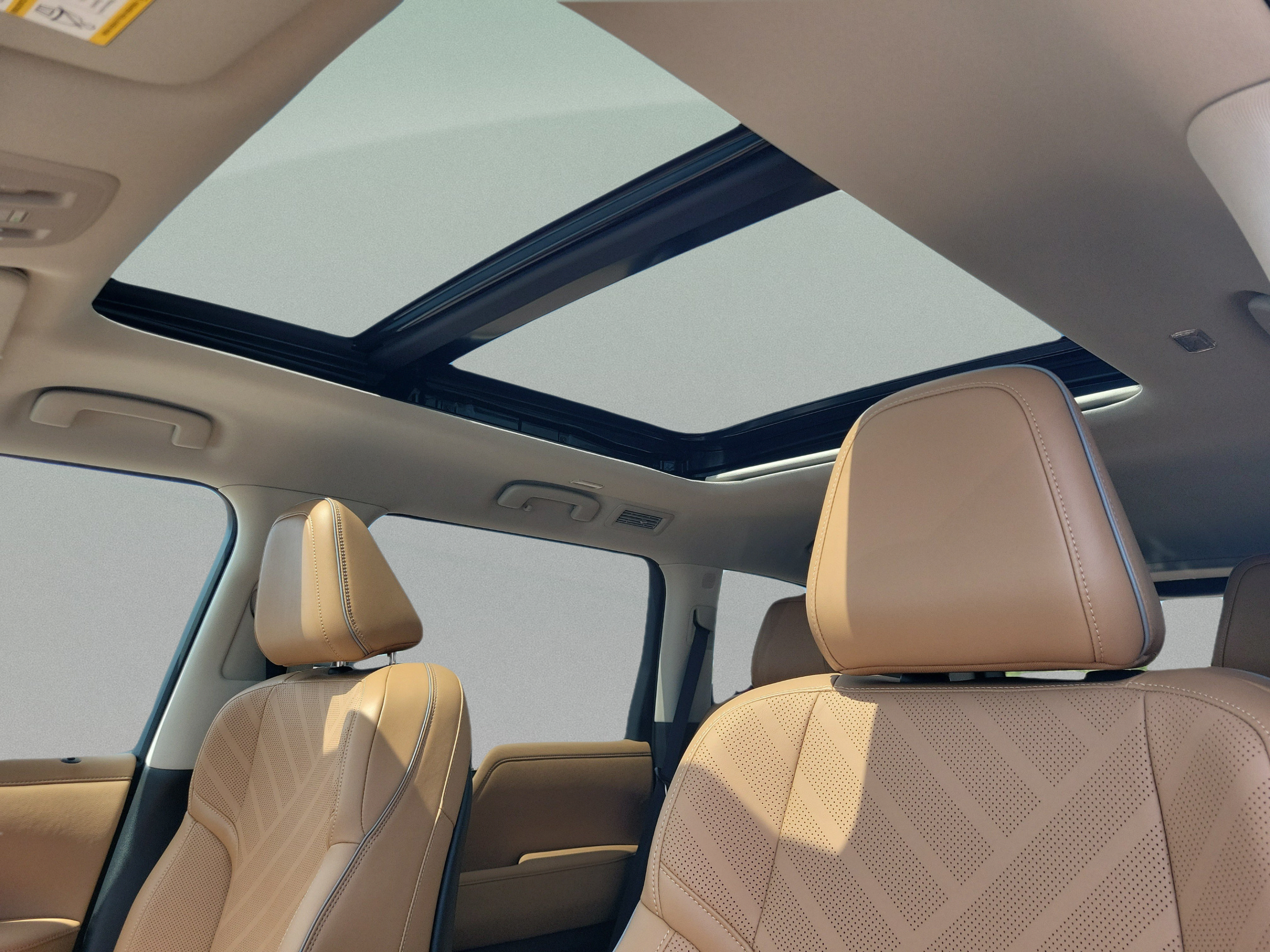 New 2027 INFINITI QX80 Luxe w/ Cargo Package RWD image 14