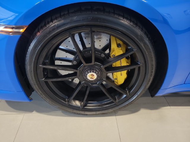 Used 2022 Porsche 911 Turbo S AWD/4WD image 32