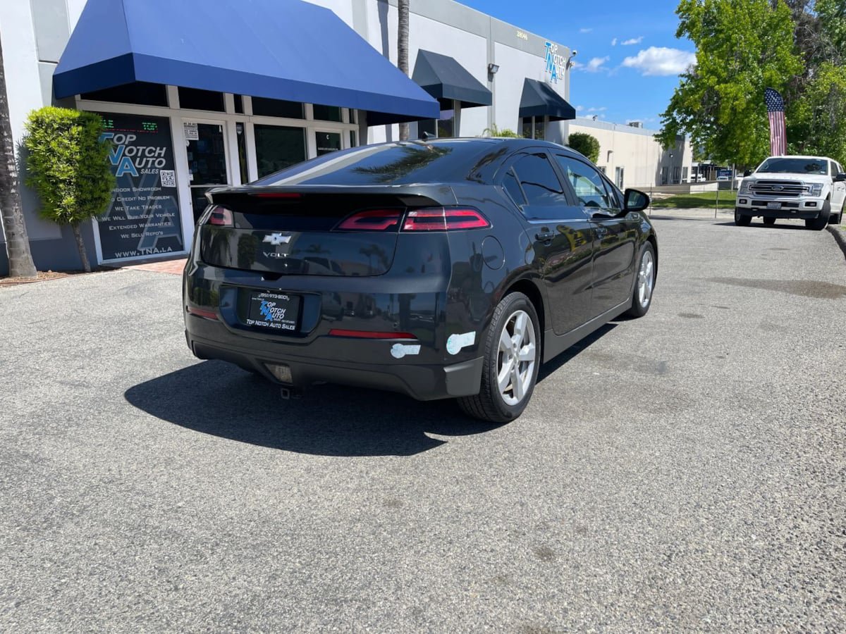 Used 2014 Chevrolet Volt w/ Enhanced Safety Package 1 FWD image 5