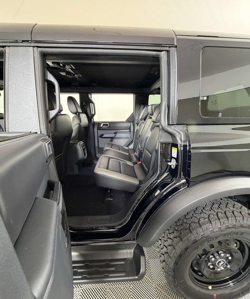 Used 2026 Ford Bronco Outer Banks AWD/4WD image 8