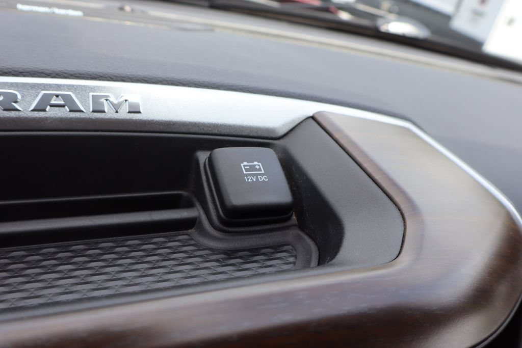 Used 2022 RAM 3500 Laramie AWD/4WD image 22