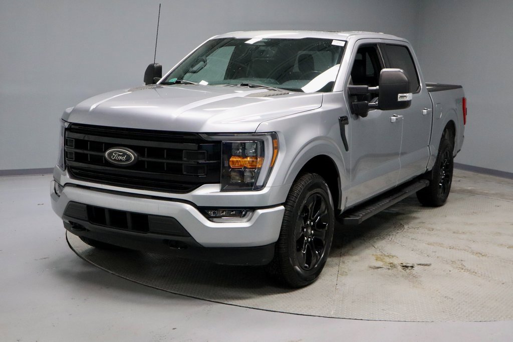 Certified 2022 Ford F150 XLT w/ Equipment Group 302A High image 12