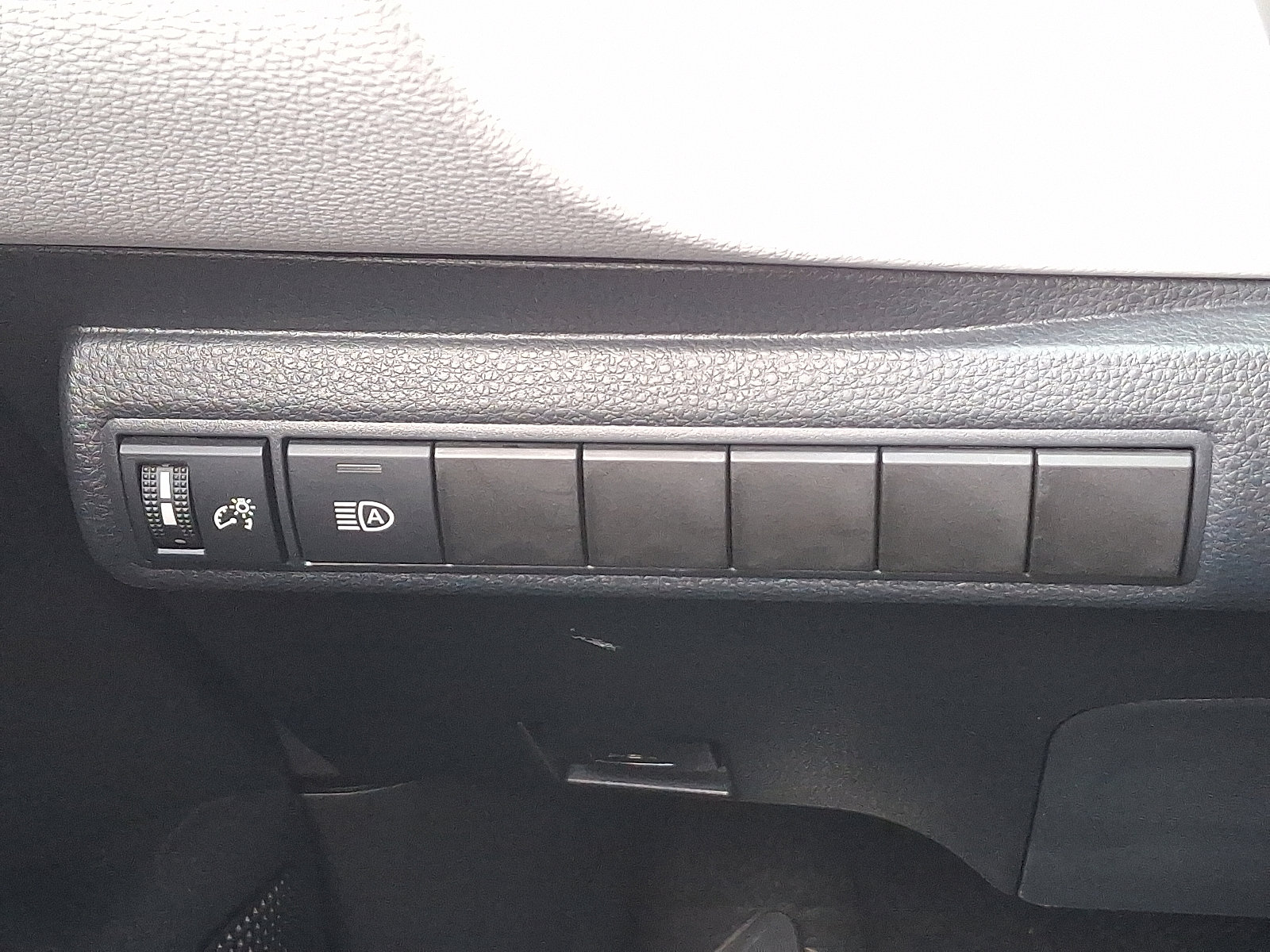 Used 2024 Toyota Corolla SE image 22