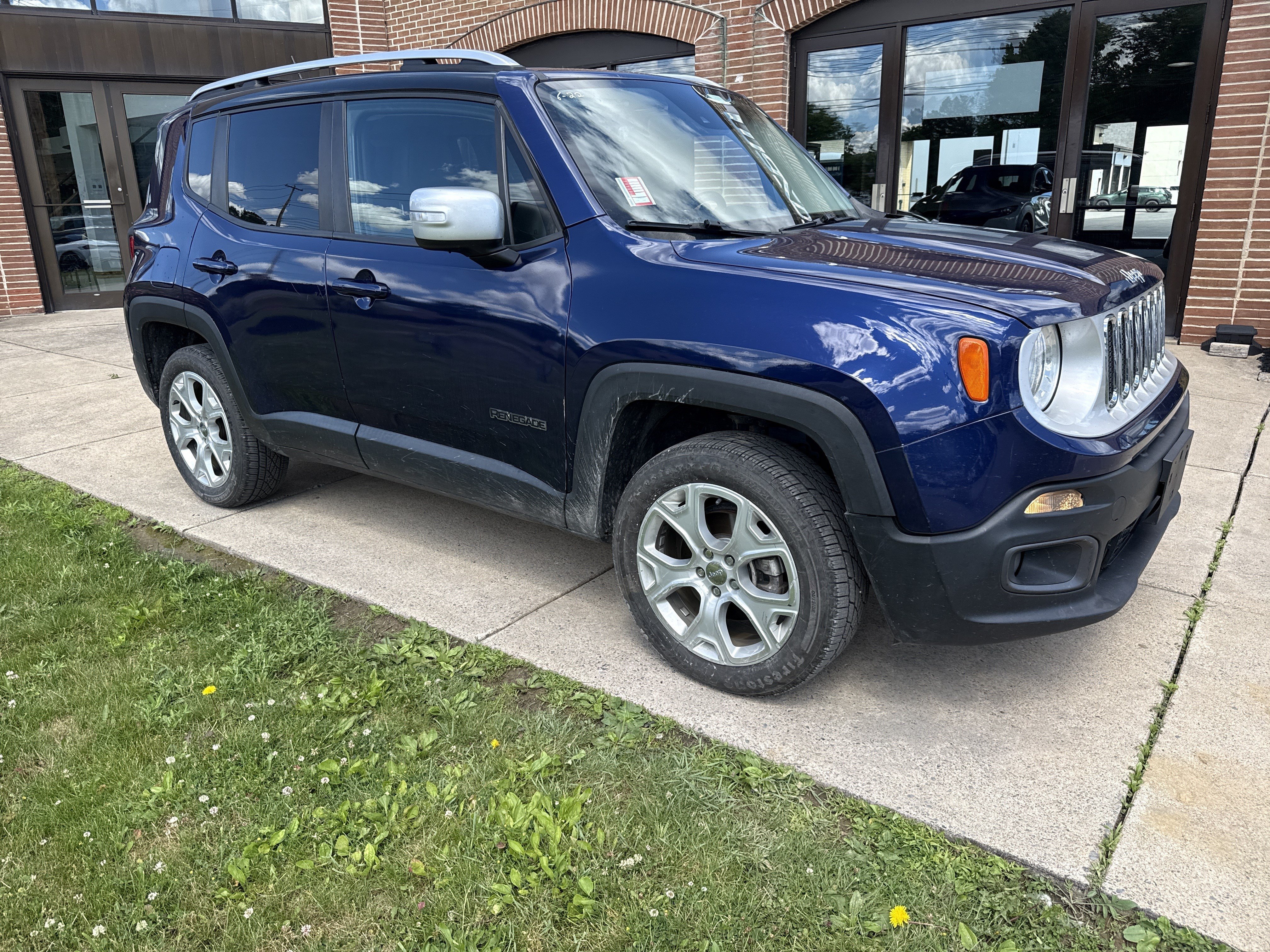 Used 2016 Jeep Renegade Limited AWD/4WD image 1