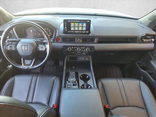 Used 2024 Honda Pilot TrailSport image 17