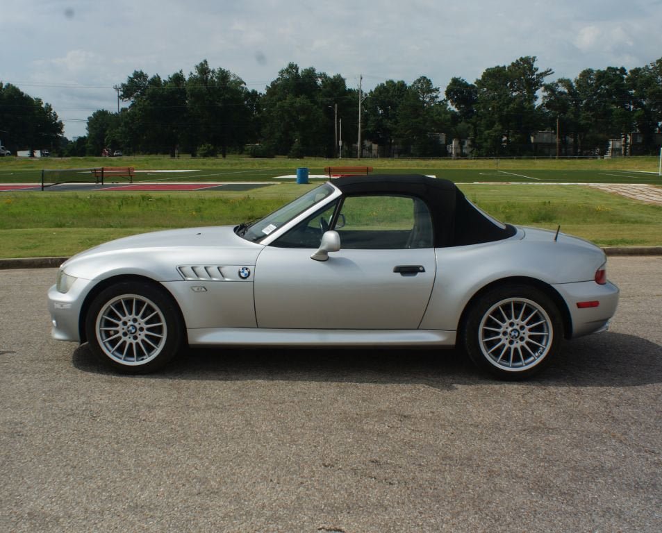 Used 2001 BMW Z3 3.0i RWD image 8