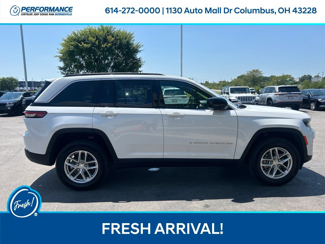 Certified 2026 Jeep Grand Cherokee Laredo AWD/4WD image 3