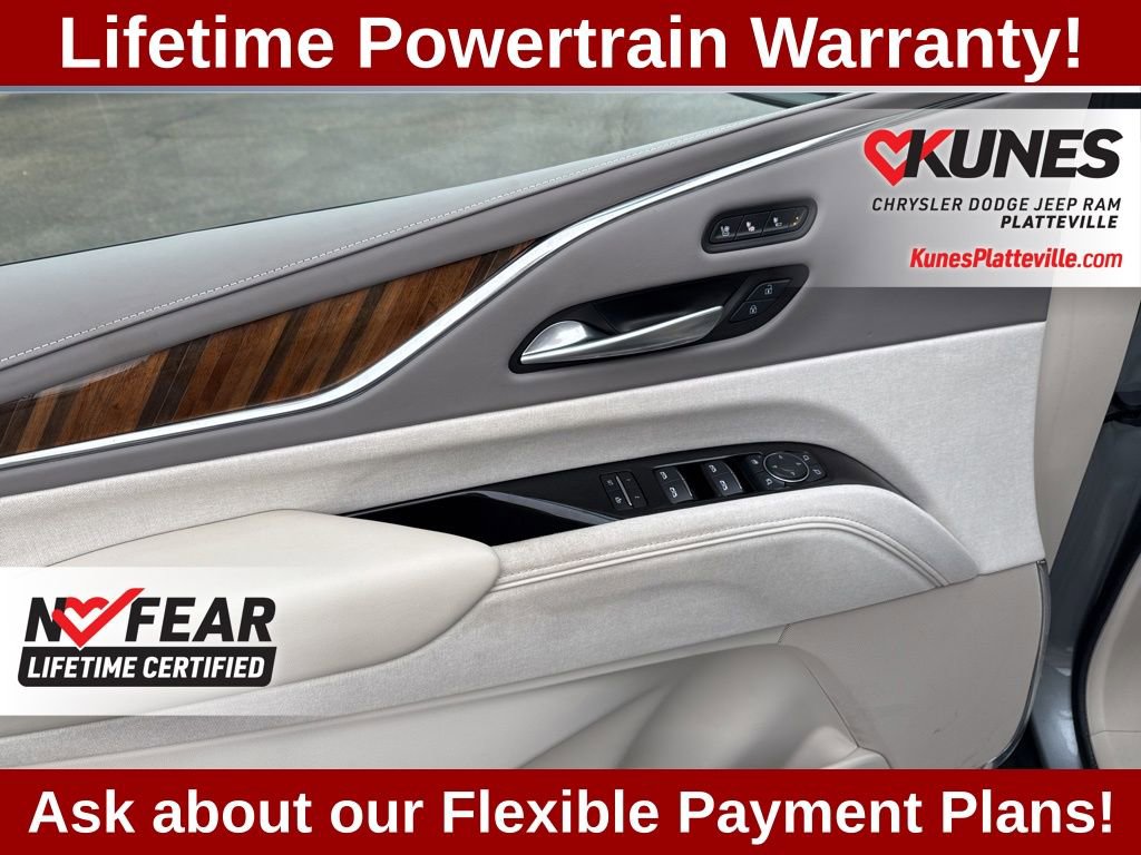 Used 2024 Cadillac Escalade Sport Platinum image 15