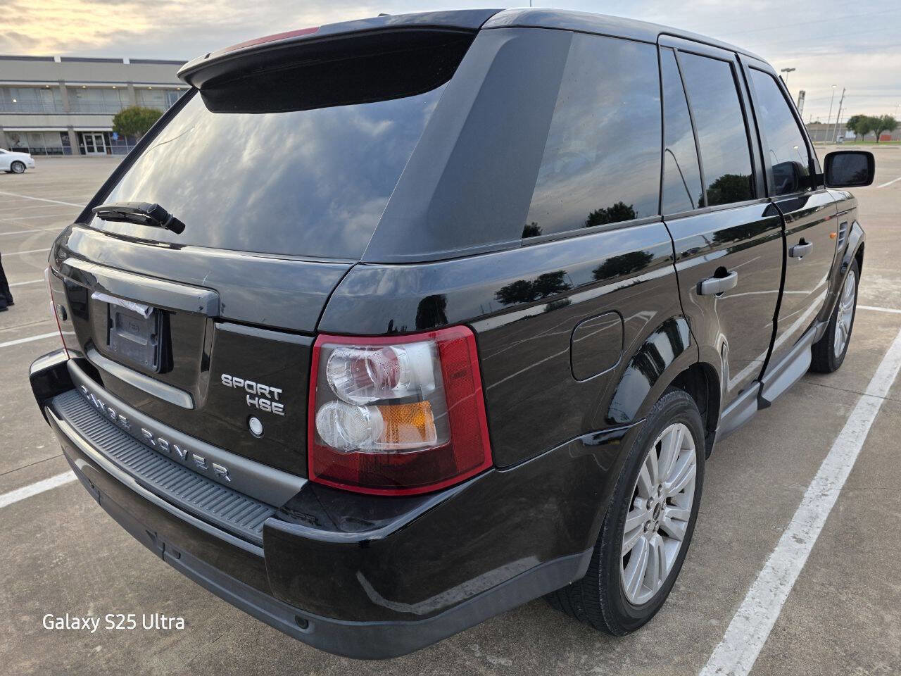 Used 2008 Land Rover Range Rover Sport HSE image 6