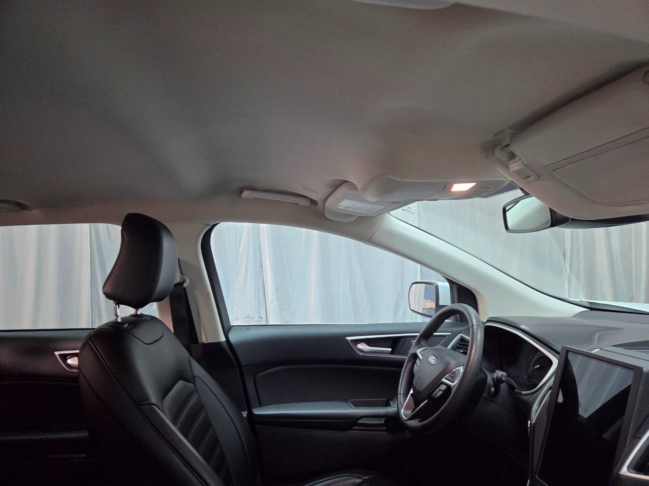 Used 2021 Ford Edge SEL image 24
