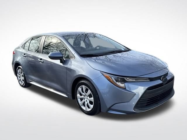 Used 2024 Toyota Corolla LE image 8