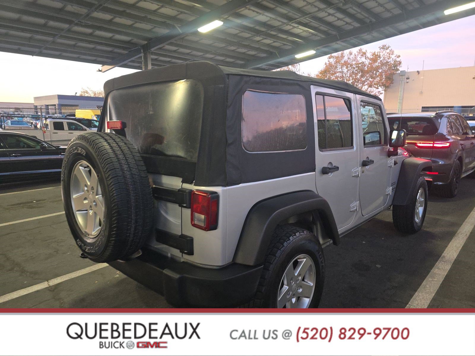 Used 2012 Jeep Wrangler Unlimited Sport image 4