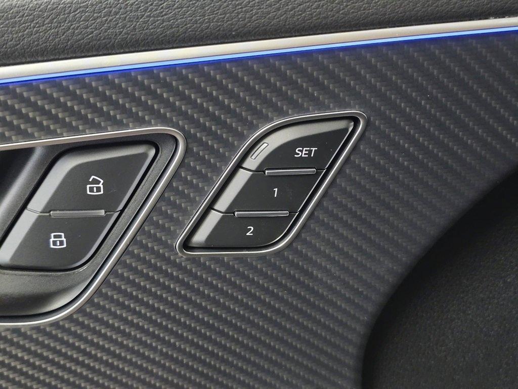 New 2026 Audi SQ8 Prestige image 15