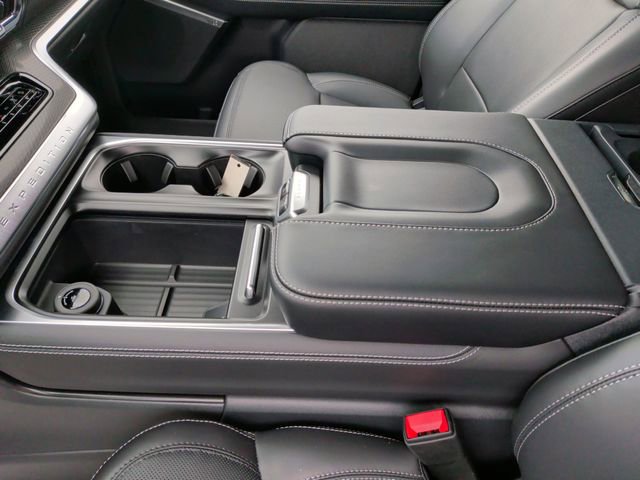 New 2026 Ford Expedition Max Platinum image 21