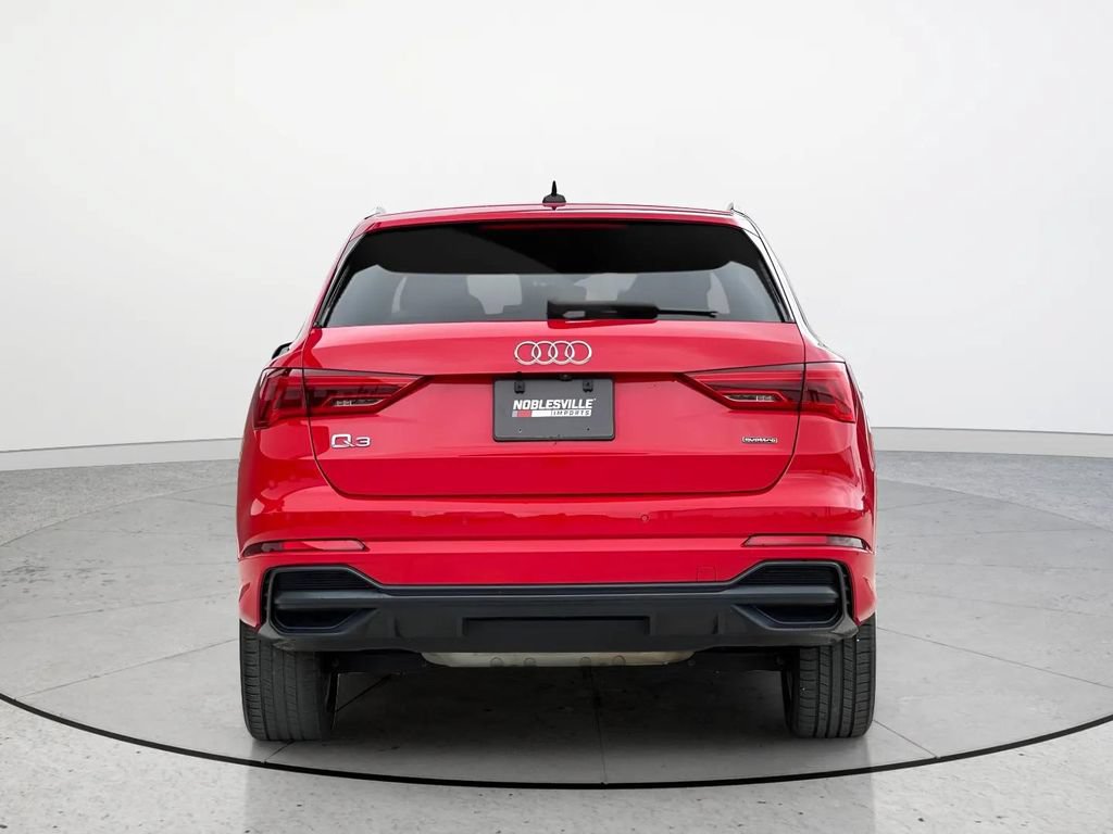 Used 2021 Audi Q3 2.0T Premium w/ Convenience Package AWD/4WD image 5