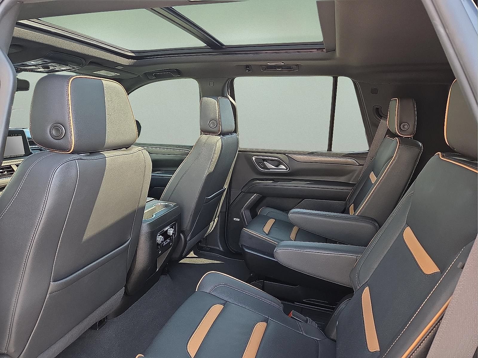 Certified 2024 GMC Yukon AT4 w/ Technology Package AWD/4WD image 20