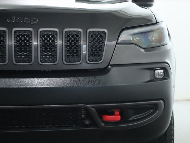 Used 2022 Jeep Cherokee Trailhawk w/ Comfort/Convenience Group AWD/4WD image 7