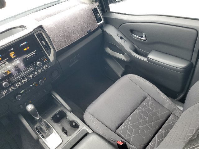 Certified 2025 Nissan Frontier SV w/ SV Convenience Package RWD image 26
