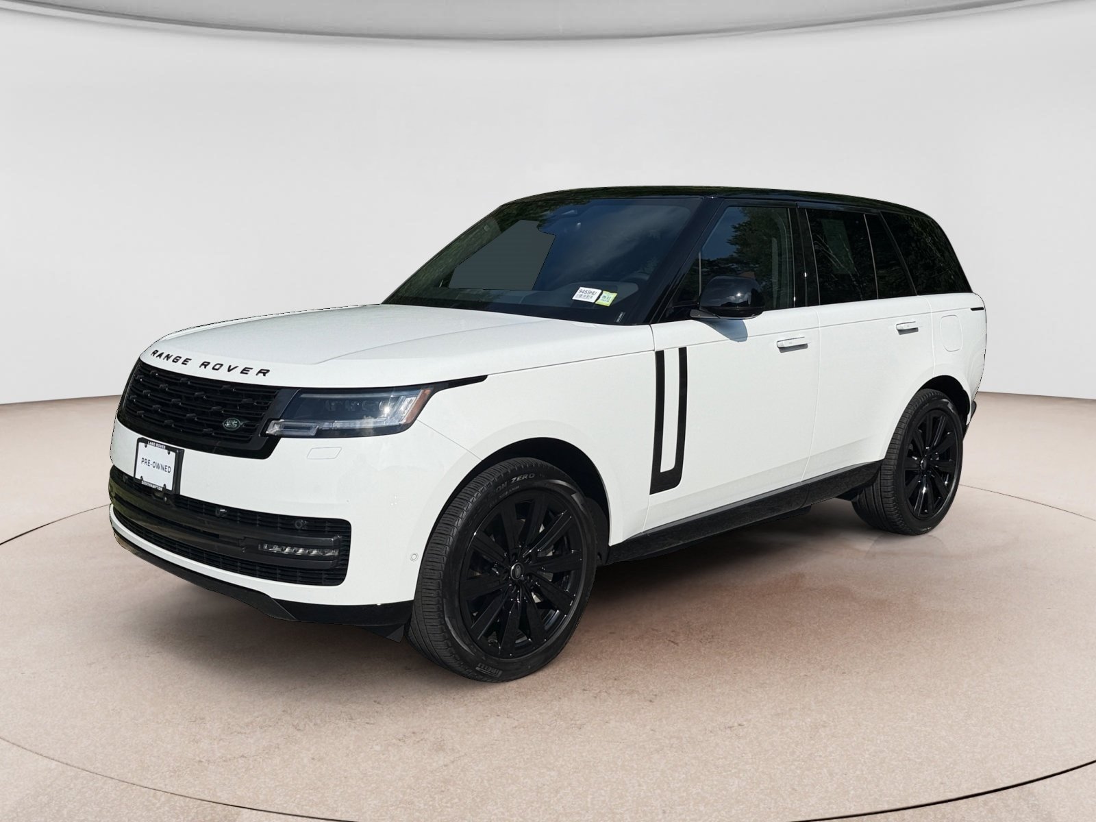 Certified 2025 Land Rover Range Rover SE AWD/4WD image 1