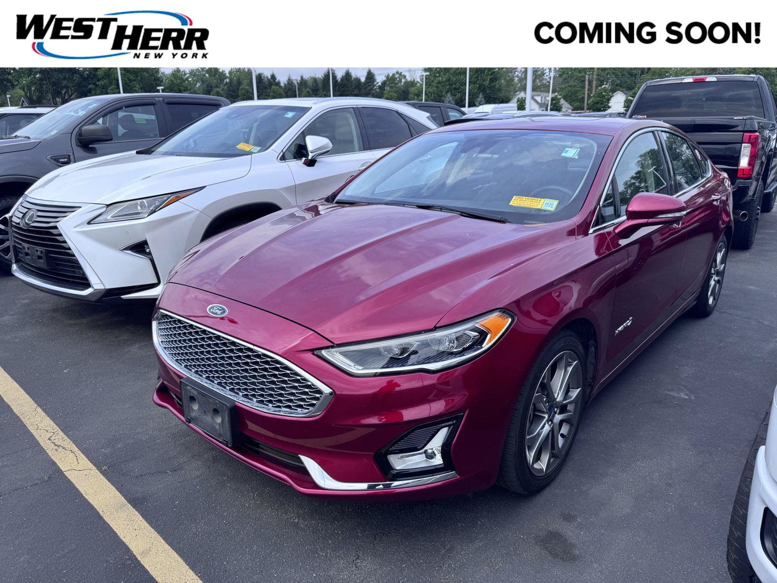 Used 2019 Ford Fusion Titanium FWD image 1