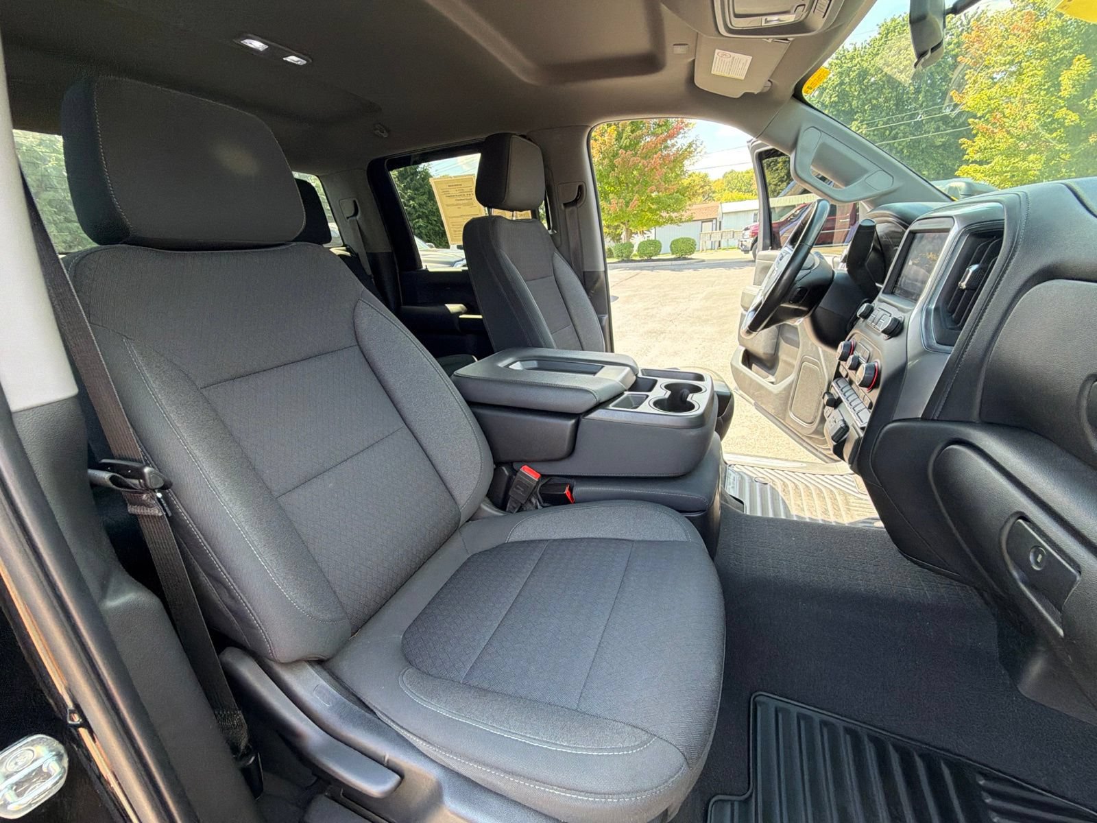 Used 2021 Chevrolet Silverado 2500 LT w/ Convenience Package AWD/4WD image 27