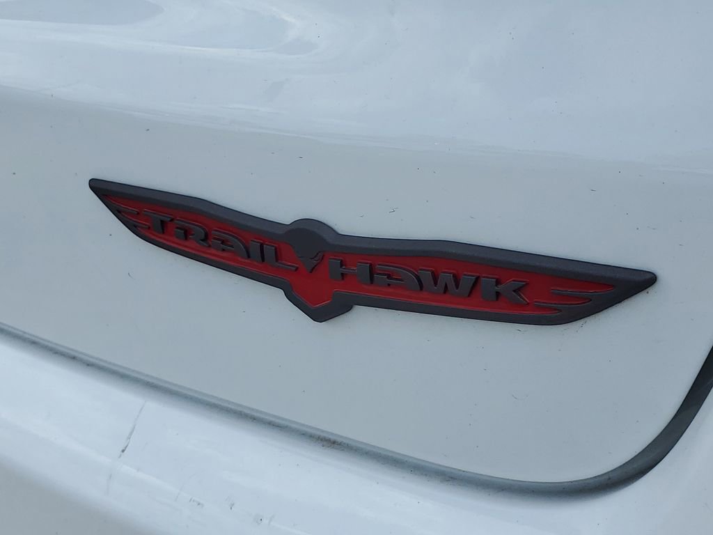 Used 2025 Jeep Compass Trailhawk w/ Trailhawk Convenience Group AWD/4WD image 7