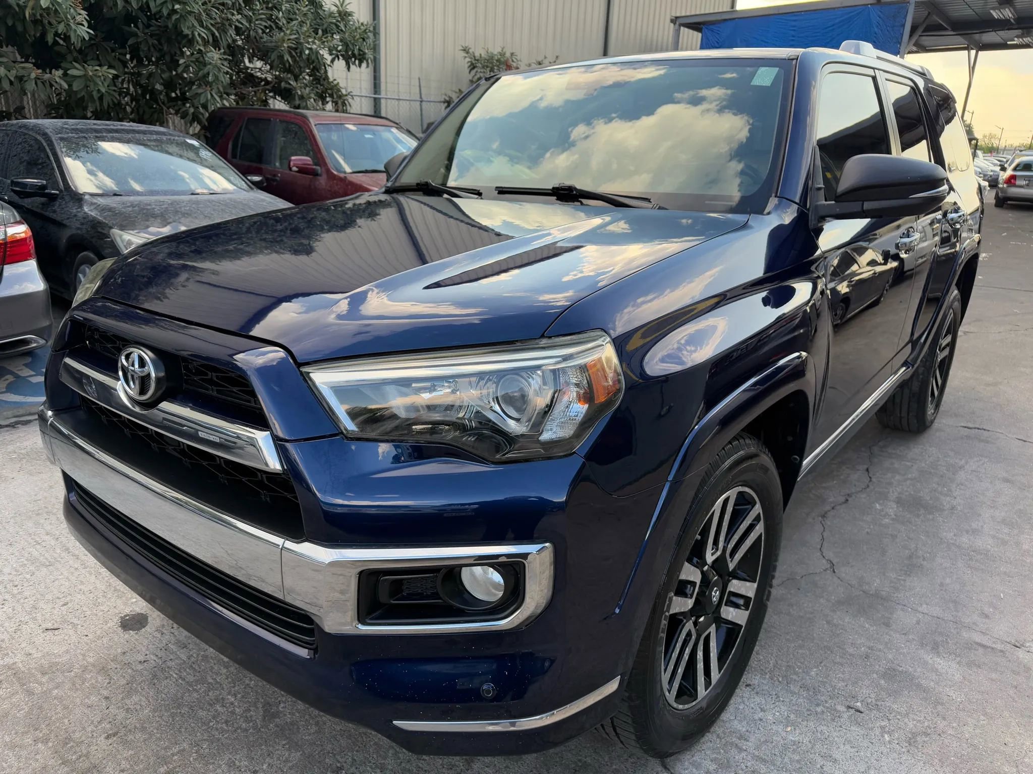 Used 2014 Toyota 4Runner Limited image 3