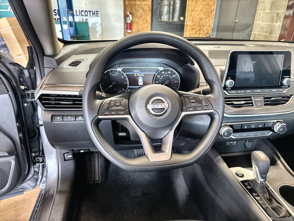 New 2026 Nissan Altima 2.5 SV AWD/4WD image 11