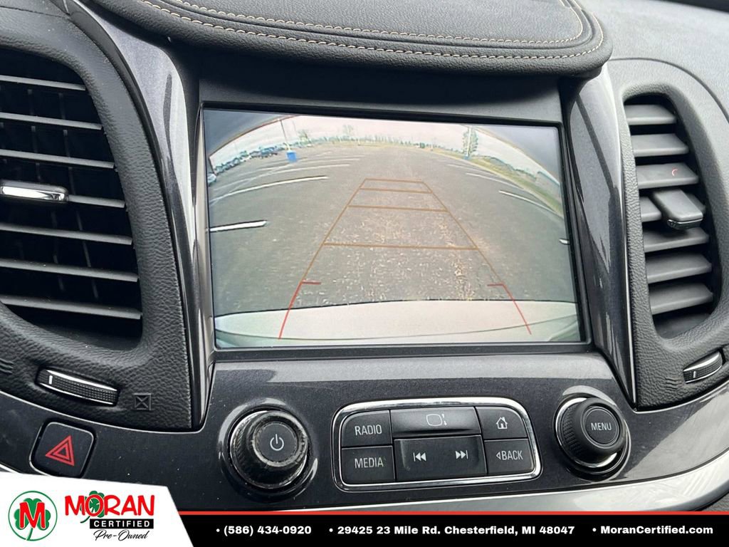 Used 2018 Chevrolet Impala LT FWD image 21